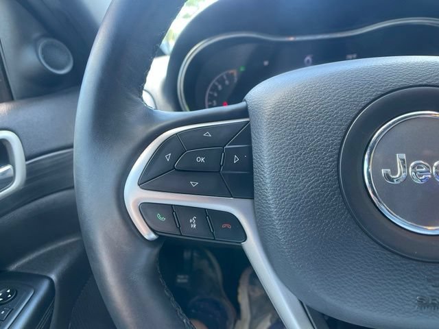 Used 2020 Jeep Grand Cherokee Altitude AWD/4WD image 19