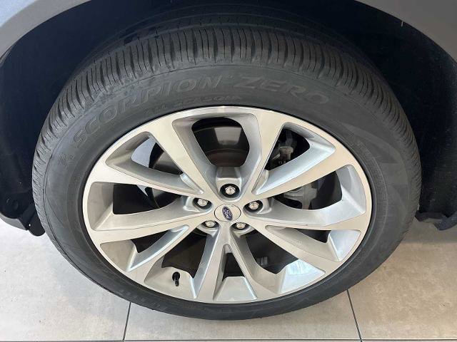 Certified 2023 Ford Explorer Platinum w/ Technology Package image 32