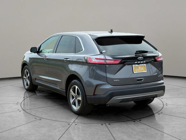 Certified 2023 Ford Edge SEL w/ Convenience Package AWD/4WD image 9