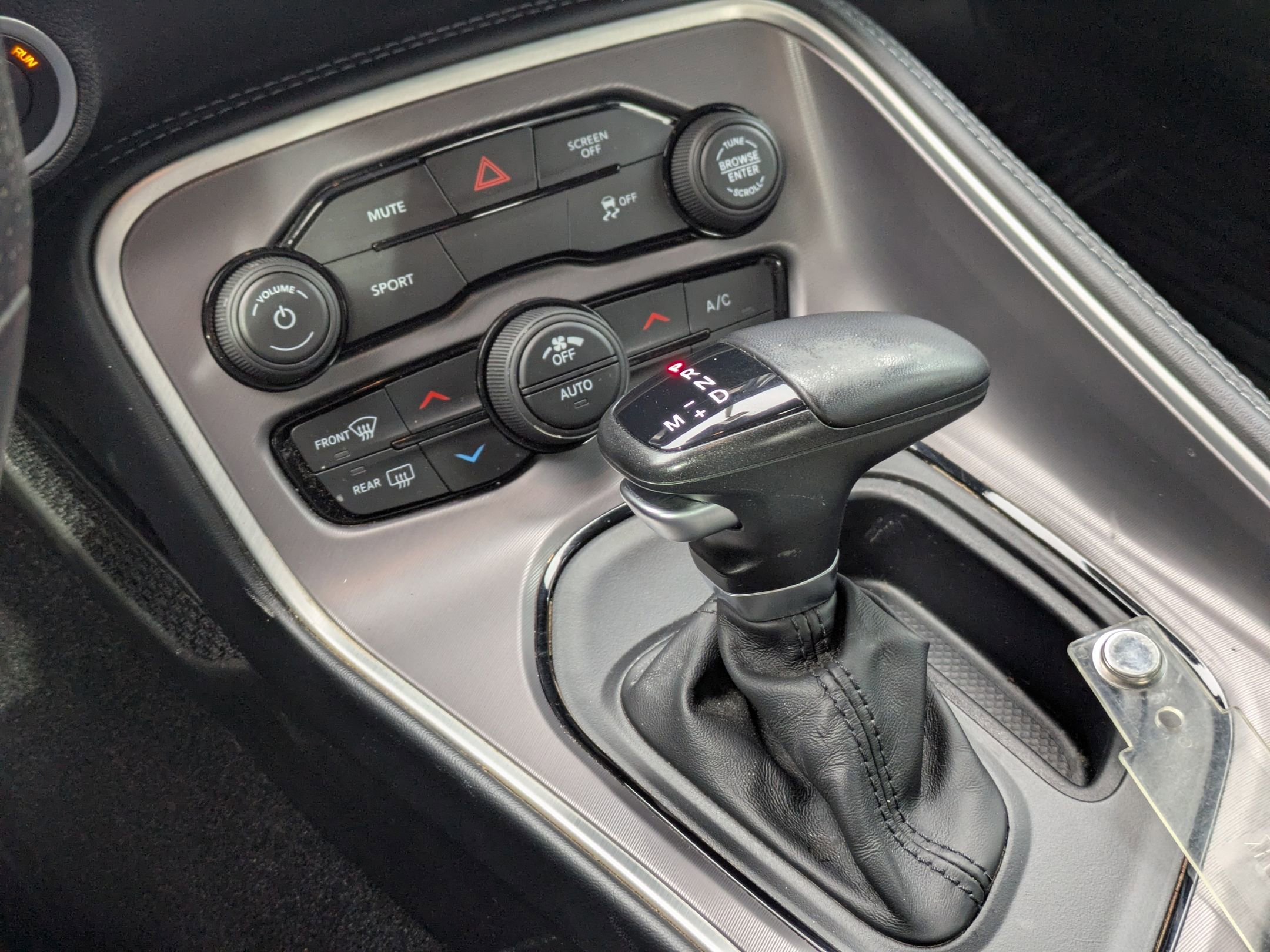 Used 2022 Dodge Challenger SXT w/ Blacktop Package image 20