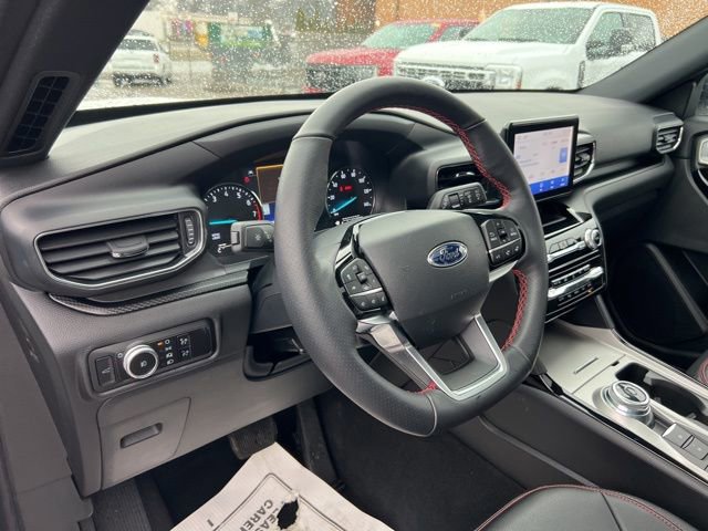 Certified 2023 Ford Explorer ST-Line w/ Class IV Trailer Tow Package image 8