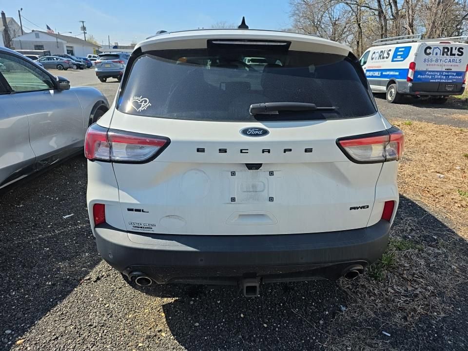 Certified 2022 Ford Escape SEL w/ SEL Stealth AWD Package image 4