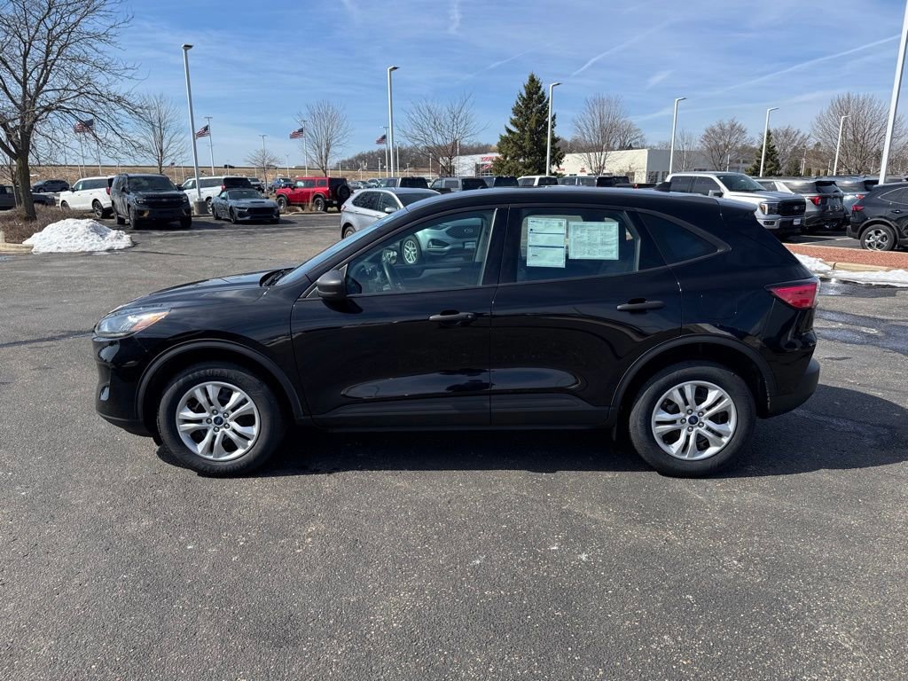 Certified 2022 Ford Escape S image 4
