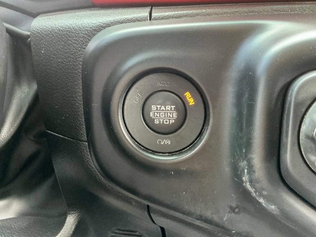 Used 2022 Jeep Gladiator Rubicon w/ Cold Weather Group AWD/4WD image 40