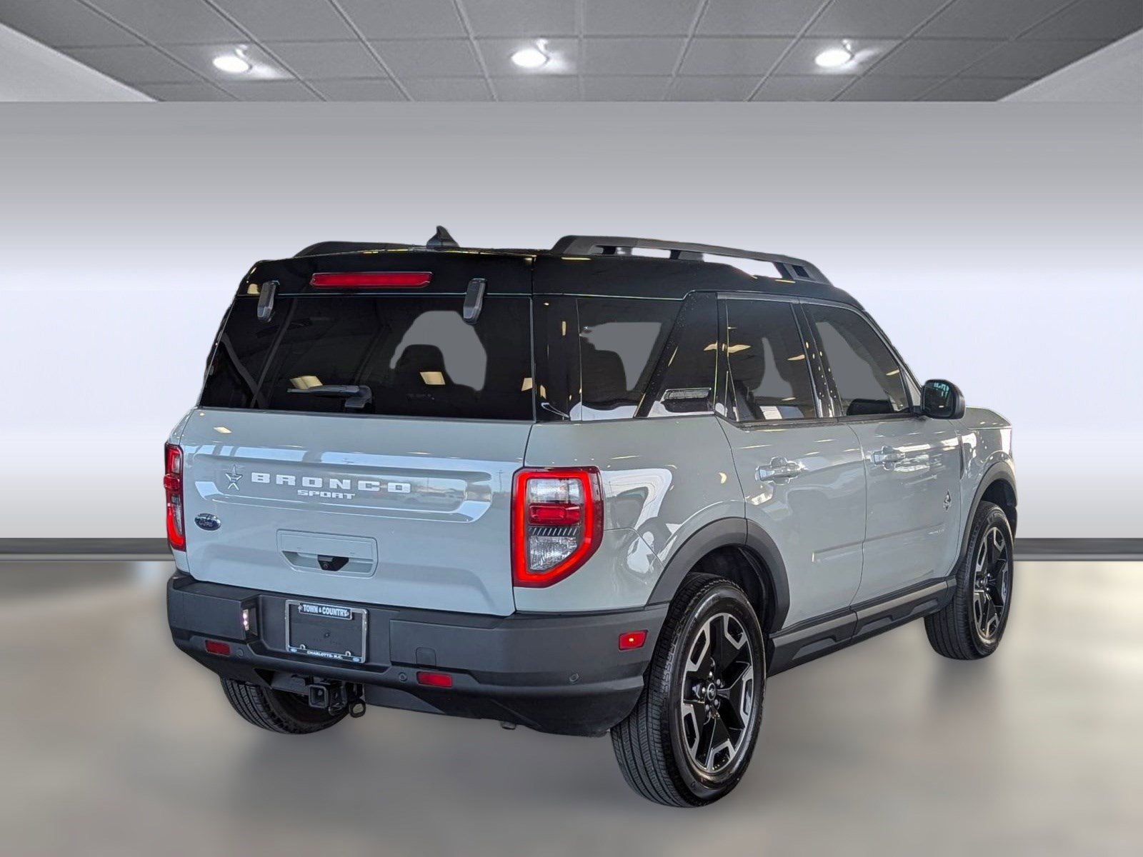 Certified 2023 Ford Bronco Sport Outer Banks w/ Tech Package image 8