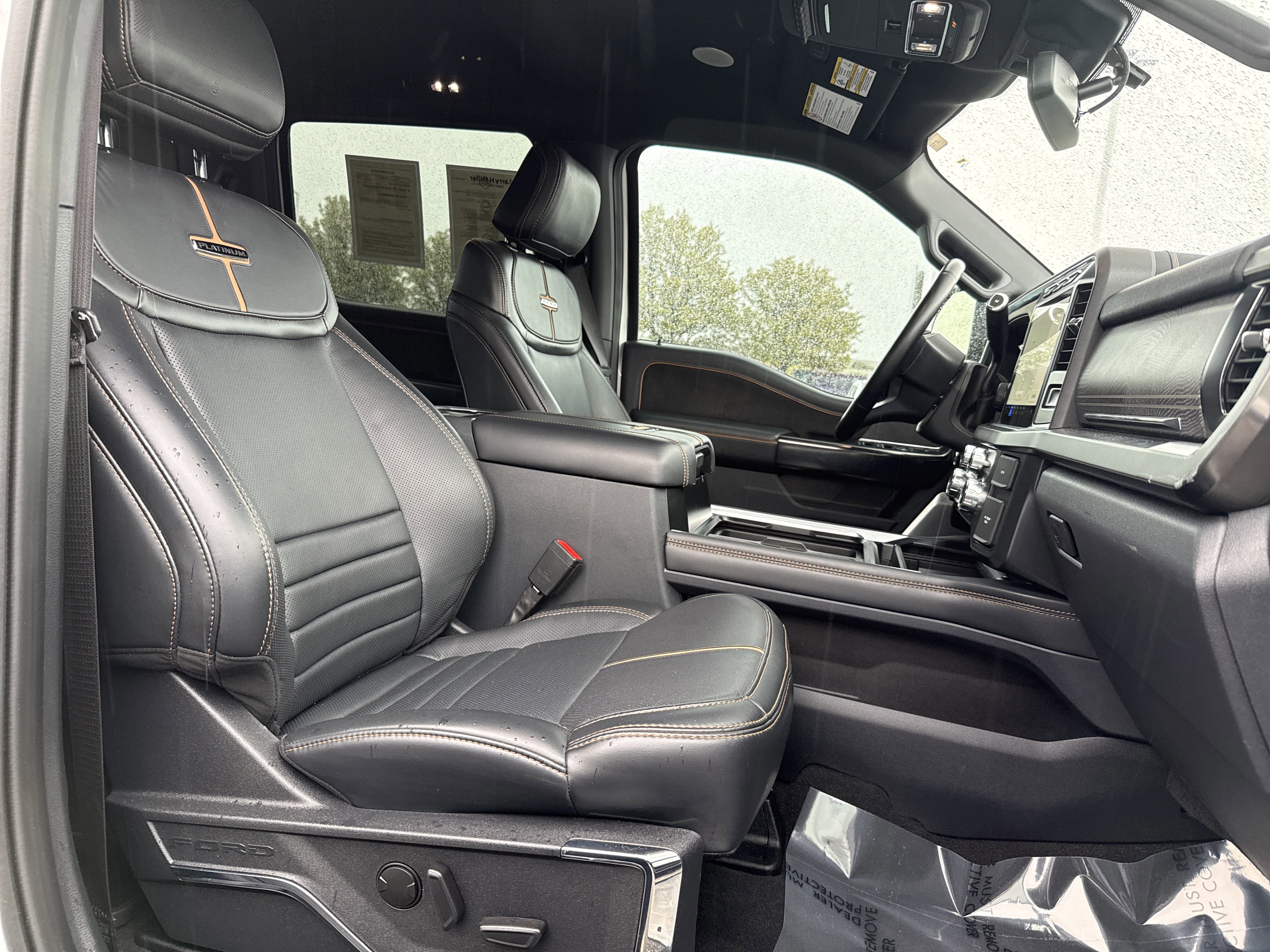 Certified 2023 Ford F350 Platinum w/ FX4 Off-Road Package image 29