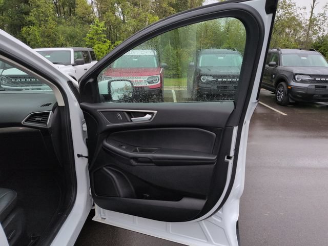Certified 2024 Ford Edge SEL w/ Convenience Package AWD/4WD image 14