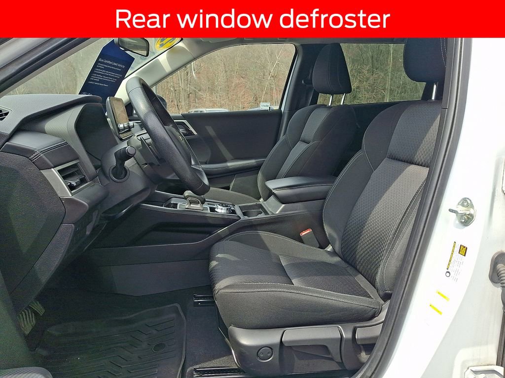 Used 2022 Mitsubishi Outlander ES AWD/4WD image 13