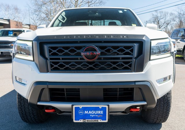 Used 2023 Nissan Frontier PRO-4X w/ Technology Package AWD/4WD image 3