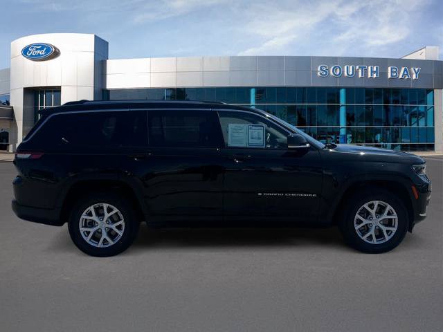 Used 2022 Jeep Grand Cherokee L Limited RWD image 6