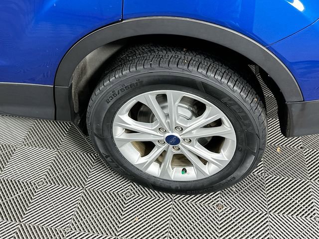 Certified 2019 Ford Escape SE image 34