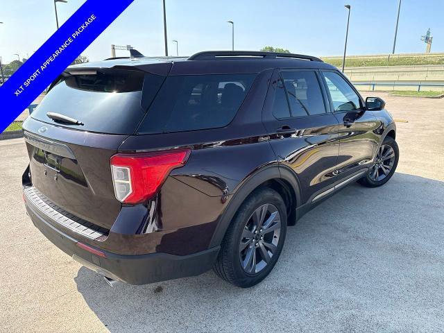 Certified 2023 Ford Explorer XLT w/ Equipment Group 202A RWD image 11