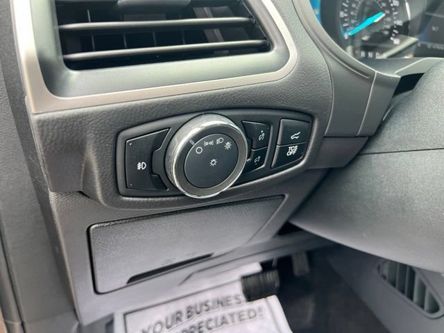 Certified 2024 Ford Edge SEL w/ Convenience Package AWD/4WD image 8