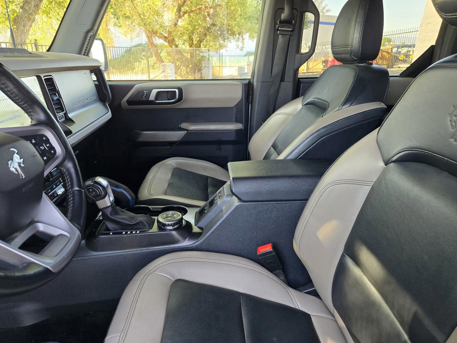 Certified 2023 Ford Bronco Wildtrak image 28