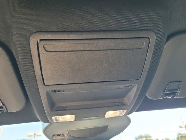 Certified 2025 Ford Escape ST-Line image 21