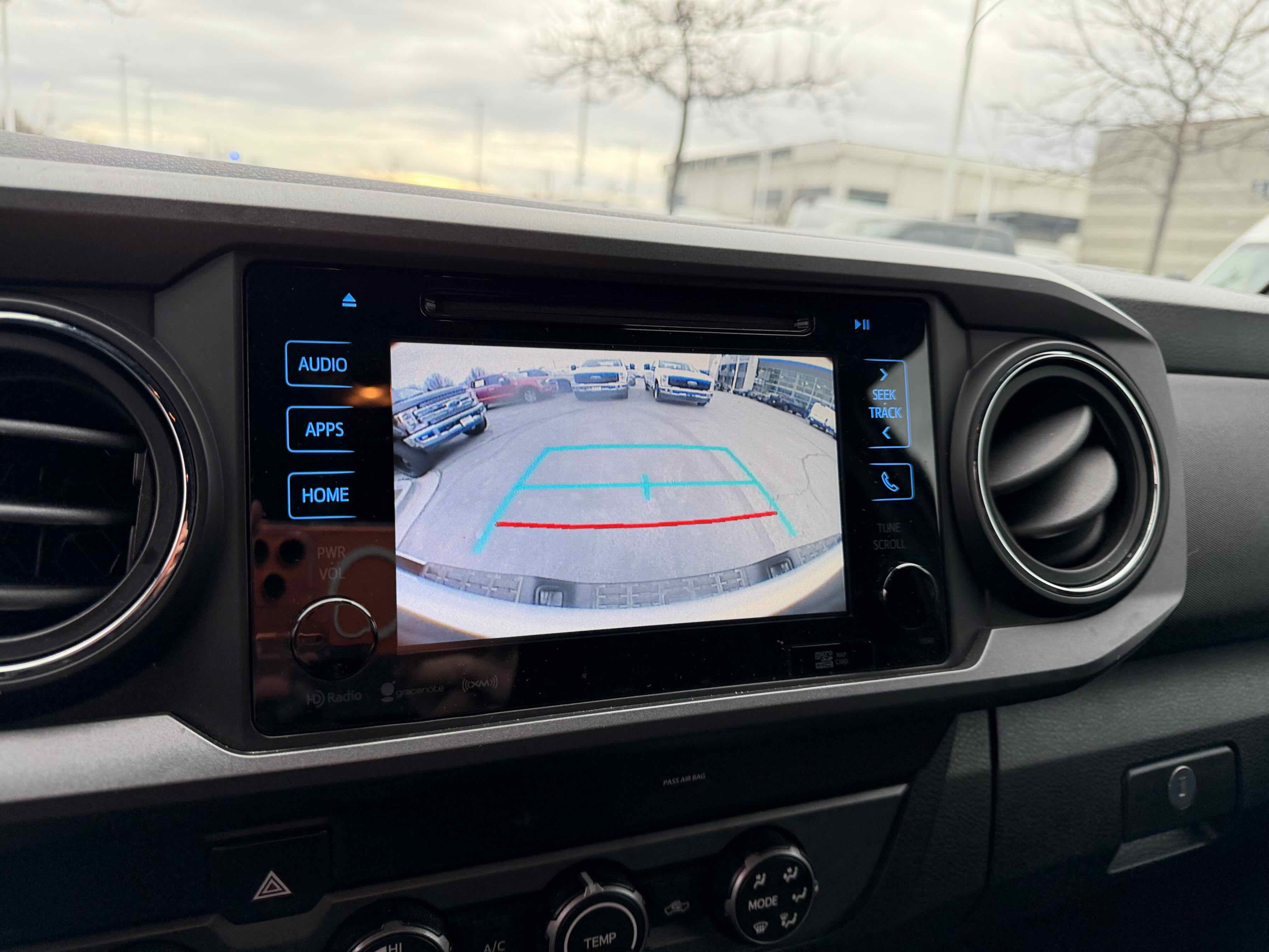 Used 2019 Toyota Tacoma TRD Sport image 21