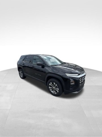 Used 2026 Chevrolet Equinox LT FWD image 2