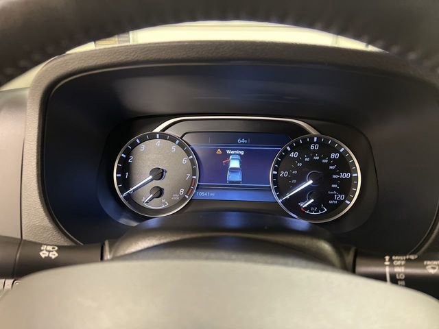 Used 2024 Nissan Frontier SV image 17