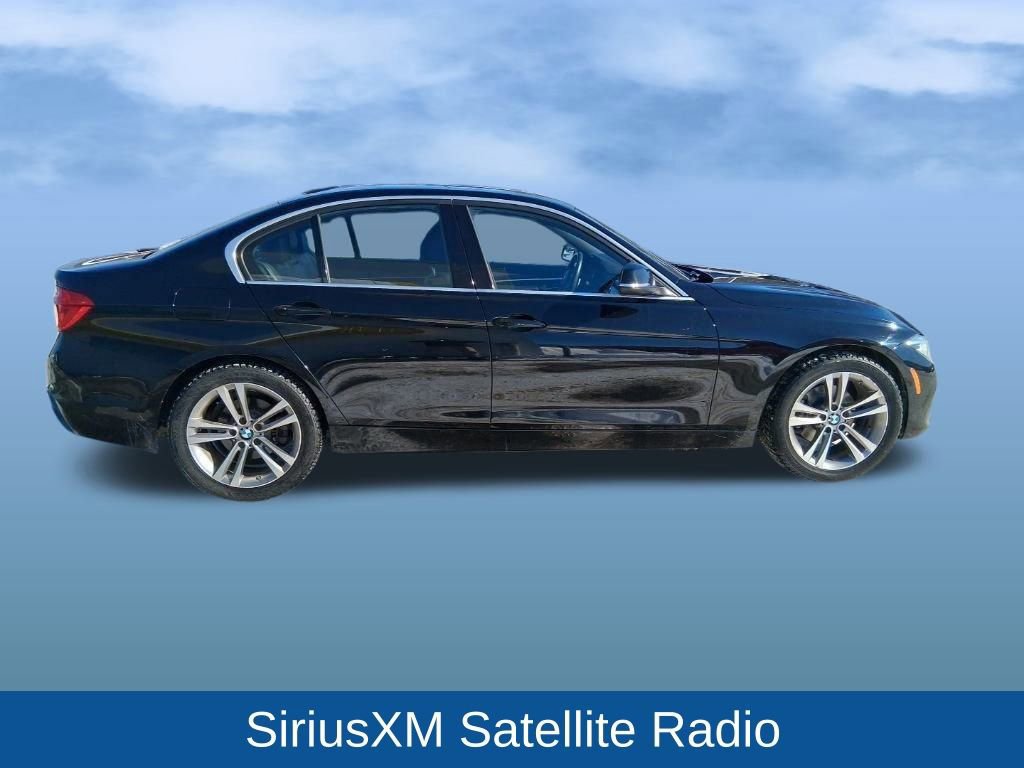 Used 2018 BMW 330i xDrive Sedan w/ Convenience Package image 6