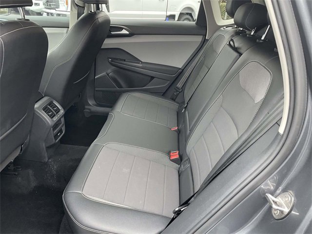 Used 2022 Volkswagen Taos SE image 26