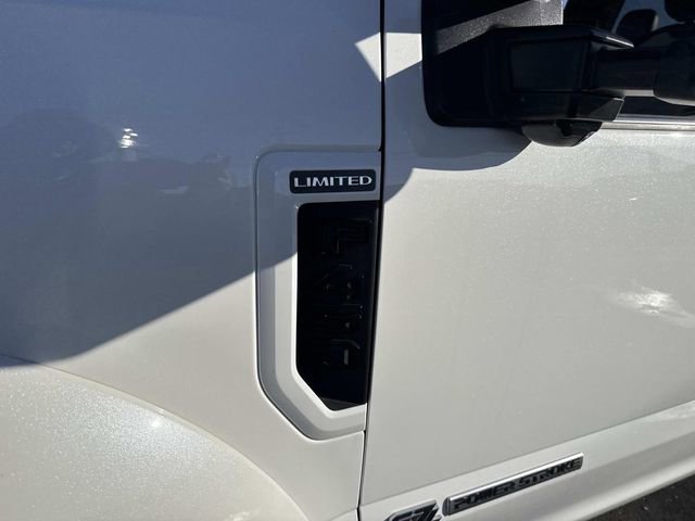 Certified 2020 Ford F450 Limited w/ FX4 Off-Road Package image 12