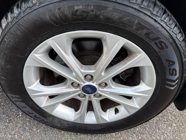 Certified 2017 Ford Escape SE w/ SE Cold Weather Package AWD/4WD image 11