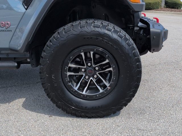 Used 2025 Jeep Wrangler Unlimited Rubicon AWD/4WD image 11