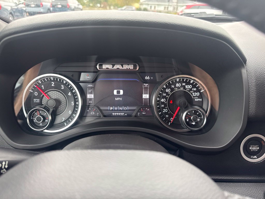 Used 2022 RAM 1500 Big Horn AWD/4WD image 17