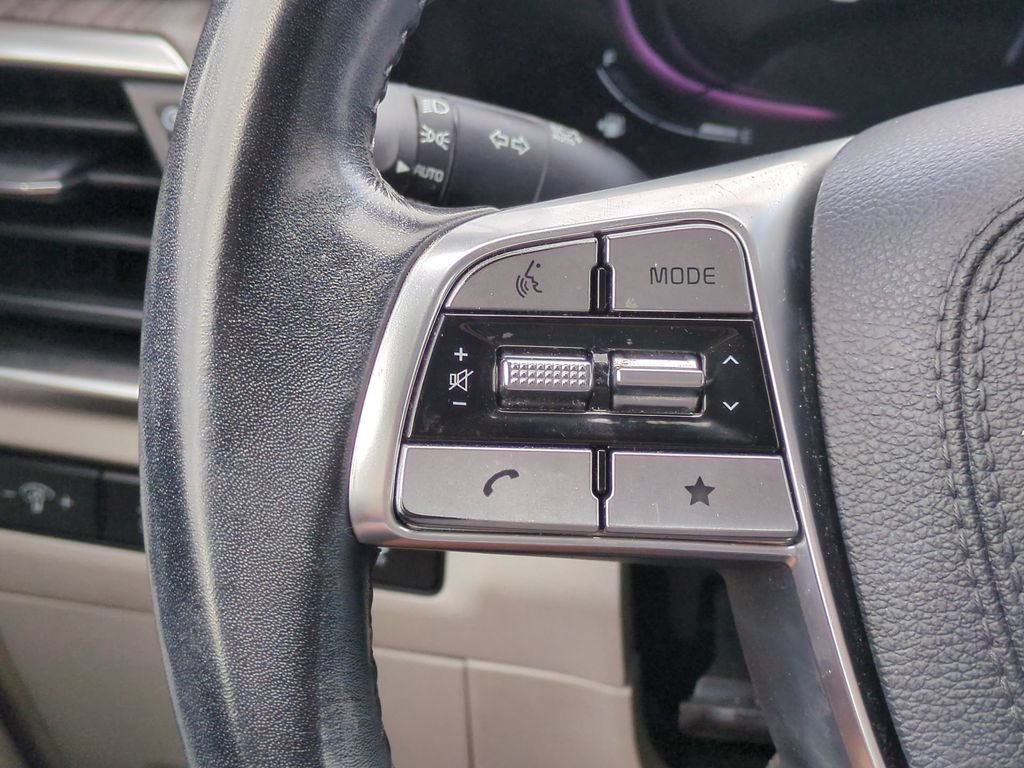 Used 2023 Kia Telluride EX w/ EX Captain's Chair Package FWD image 29