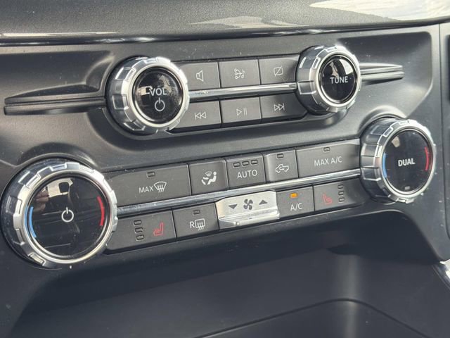 Certified 2022 Ford F150 XLT w/ Equipment Group 302A High image 29