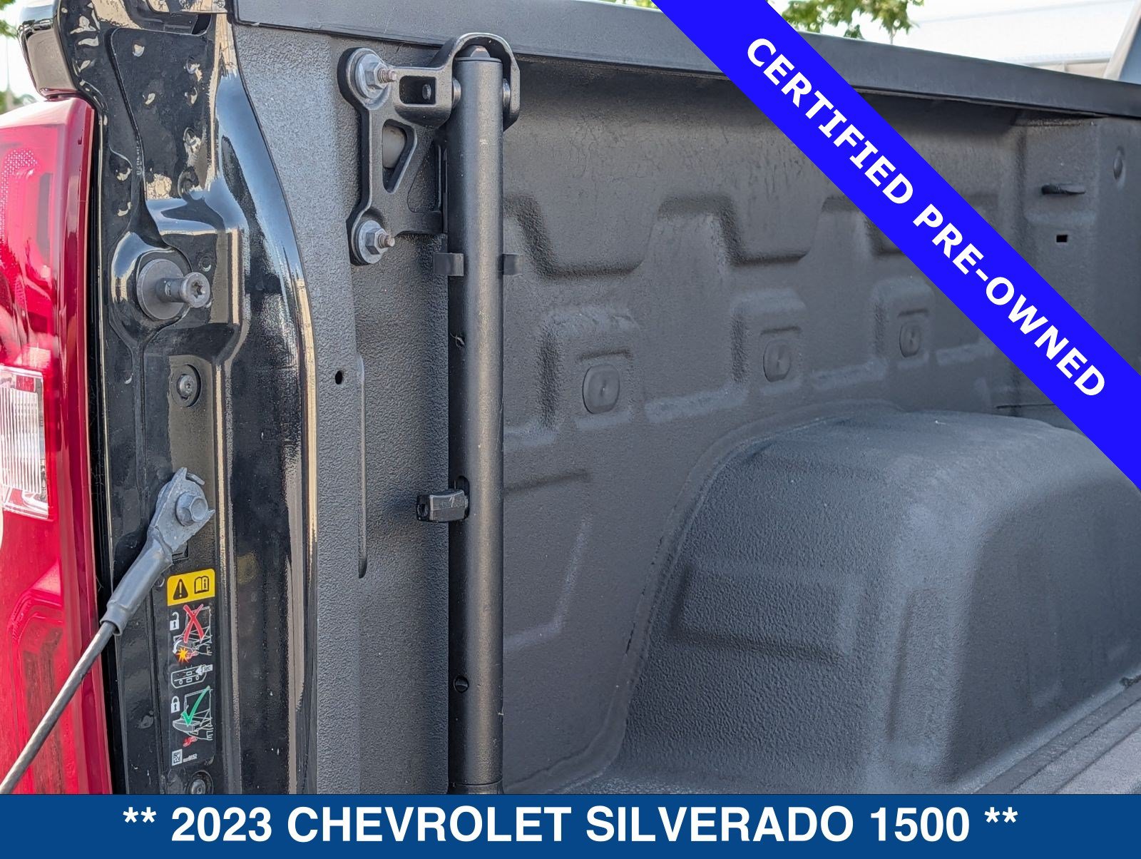 Used 2023 Chevrolet Silverado 1500 ZR2 w/ ZR2 Bison Edition AWD/4WD image 14