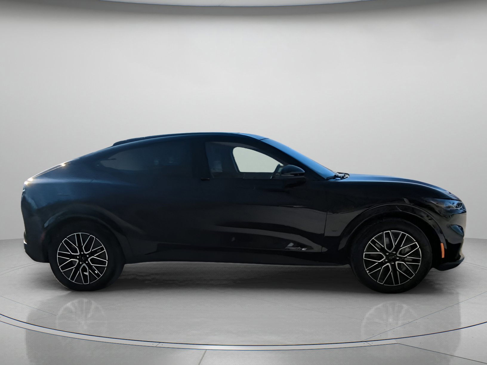 Certified 2025 Ford Mustang Mach-E Premium image 25