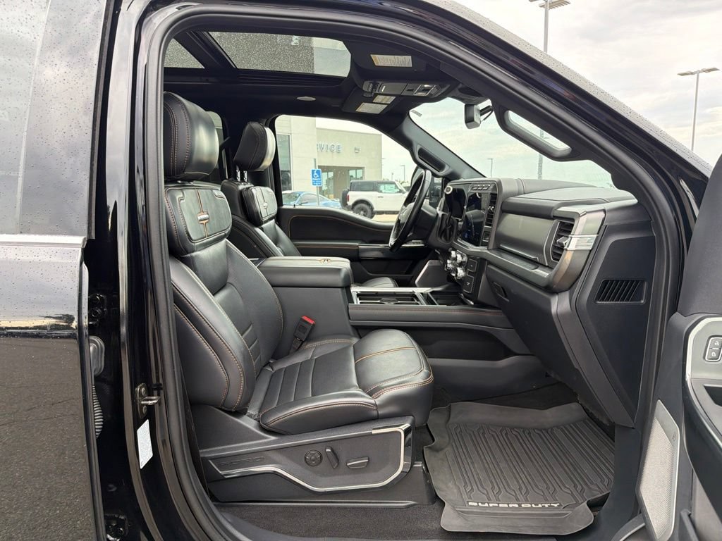 Certified 2024 Ford F350 Platinum w/ FX4 Off-Road Package AWD/4WD image 23