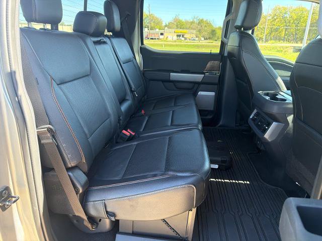 Certified 2024 Ford F250 Lariat w/ Lariat Ultimate Package AWD/4WD image 17