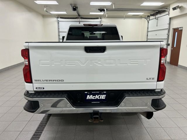 Used 2022 Chevrolet Silverado 3500 LTZ AWD/4WD image 5