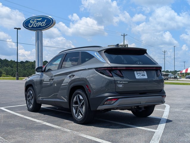 Used 2025 Hyundai Tucson SEL FWD image 3