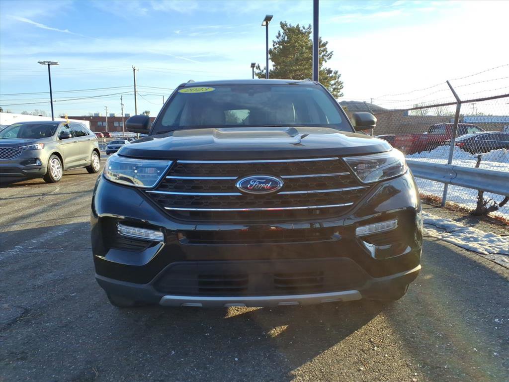 Certified 2023 Ford Explorer XLT w/ Equipment Group 202A image 2