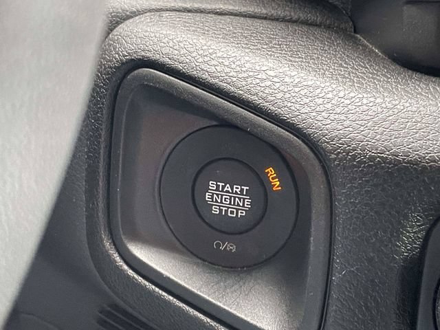 Used 2024 Jeep Gladiator Sport AWD/4WD image 17