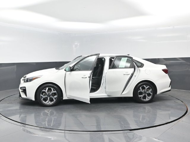 Used 2021 Kia Forte LXS FWD image 28