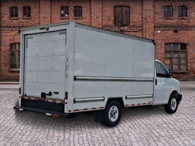 Used 2021 GMC Savana 3500 w/ Power Convenience Package RWD image 4