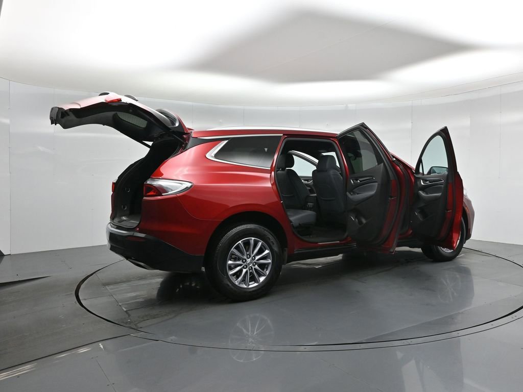Used 2024 Buick Enclave Premium image 33