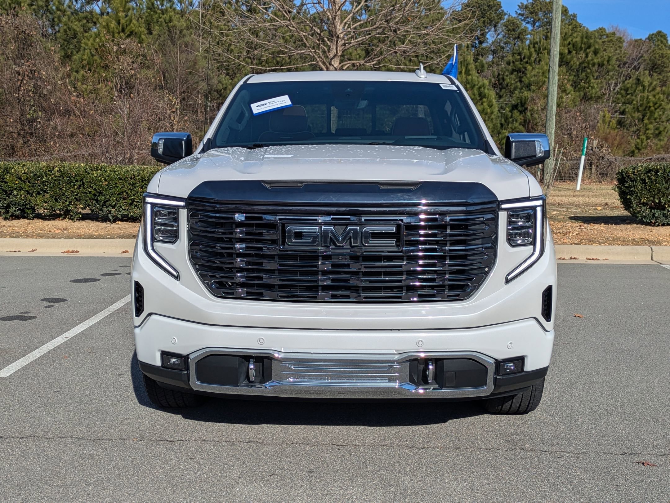 Used 2024 GMC Sierra 1500 Denali Ultimate image 9