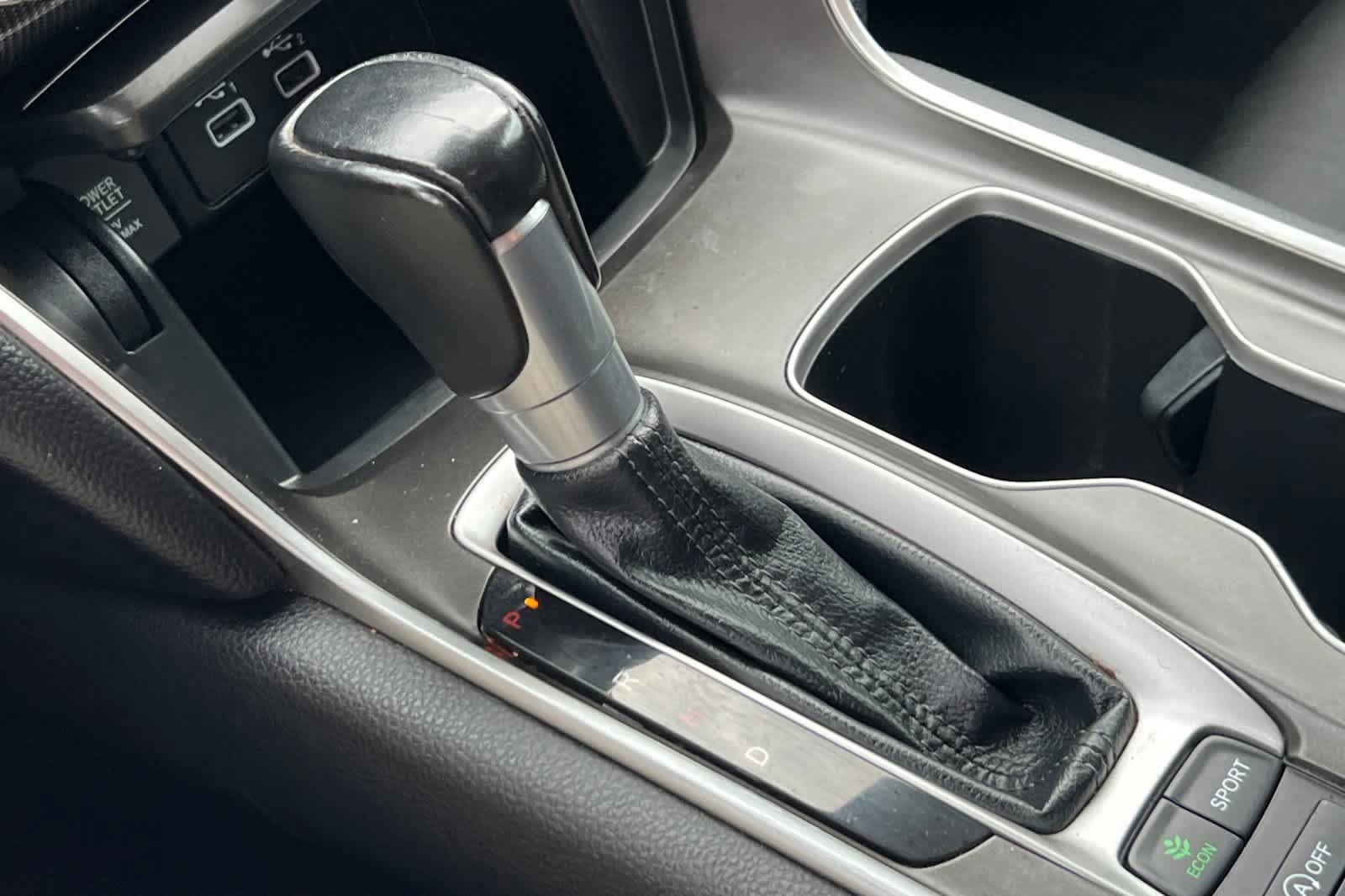 Used 2021 Honda Accord Sport image 21