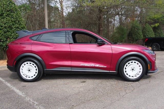 Certified 2025 Ford Mustang Mach-E GT image 6