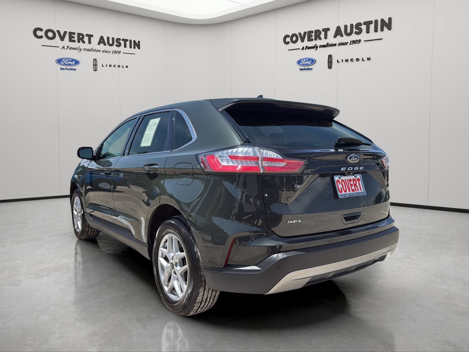 Certified 2023 Ford Edge SEL AWD/4WD image 3