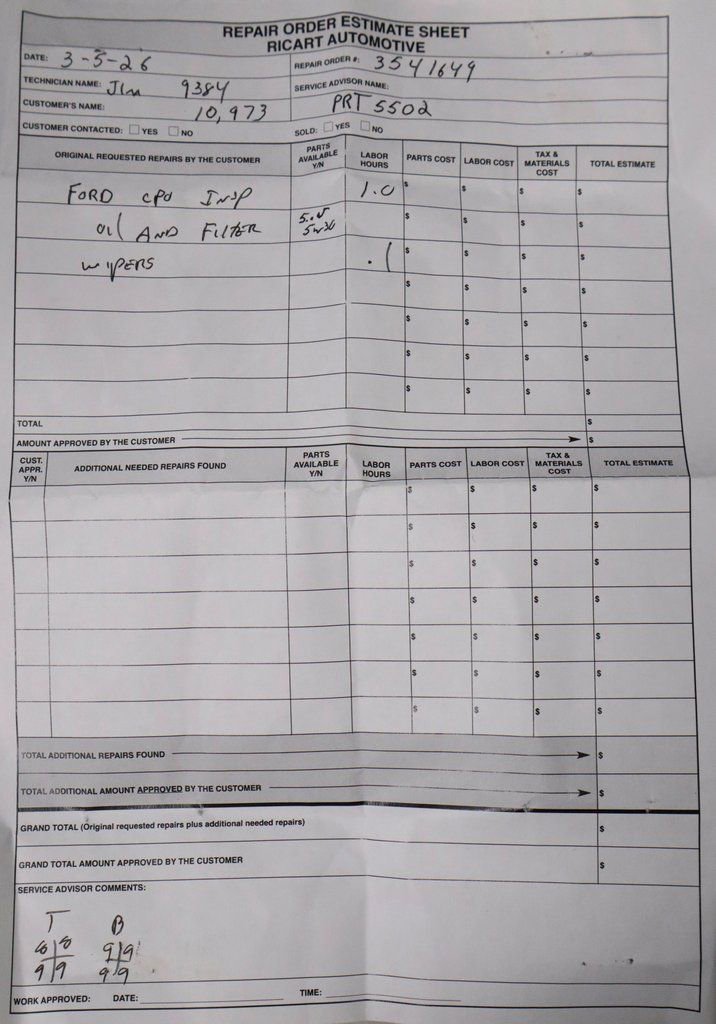 Certified 2025 Ford Explorer ST-Line w/ Premium Package image 12