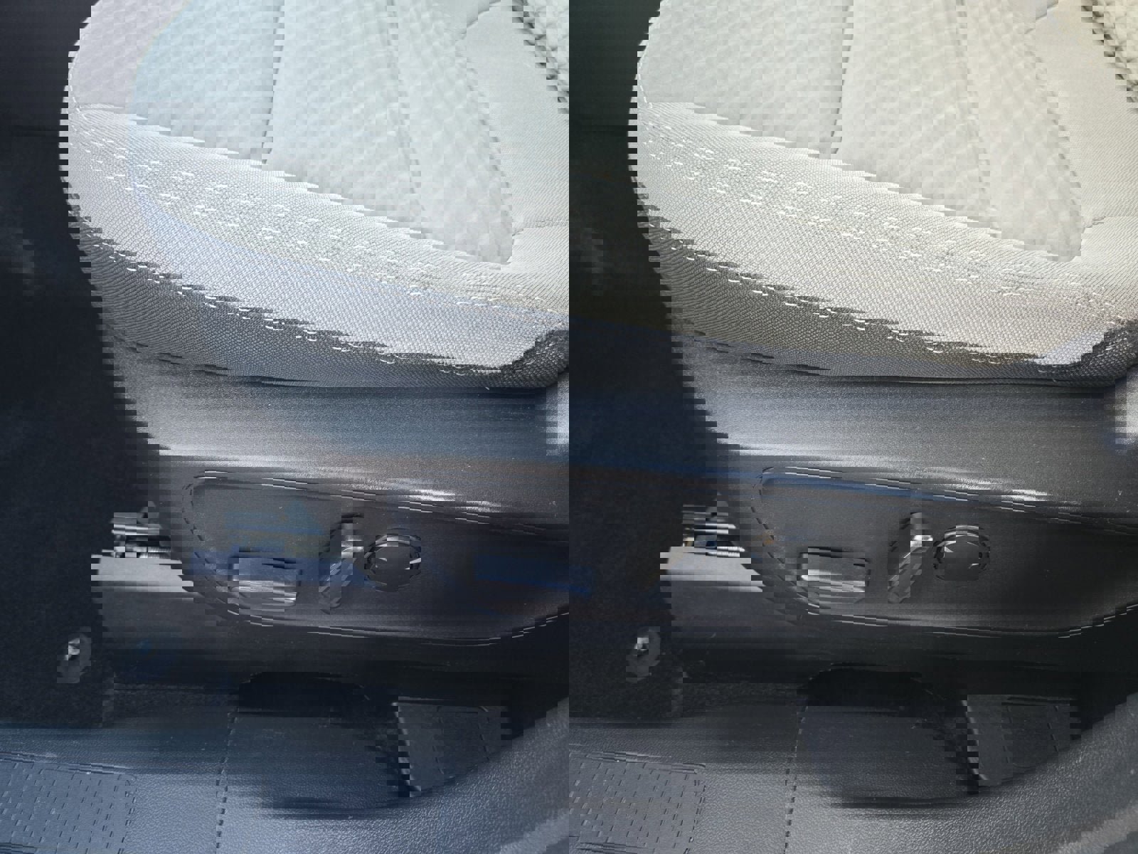 Certified 2022 Ford Escape SE w/ Convenience Package image 12