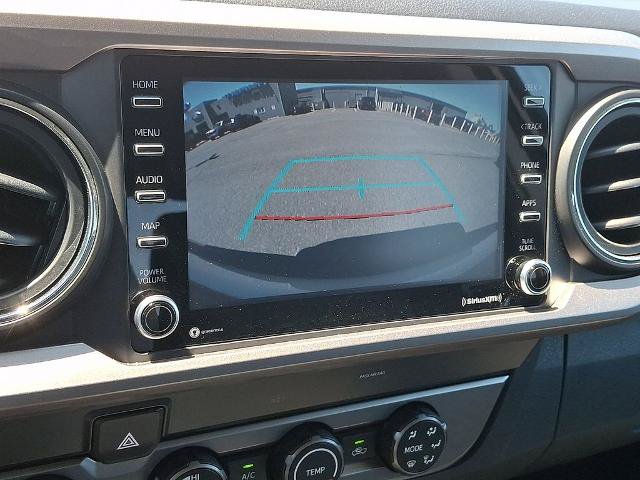 Used 2020 Toyota Tacoma SR5 AWD/4WD image 16