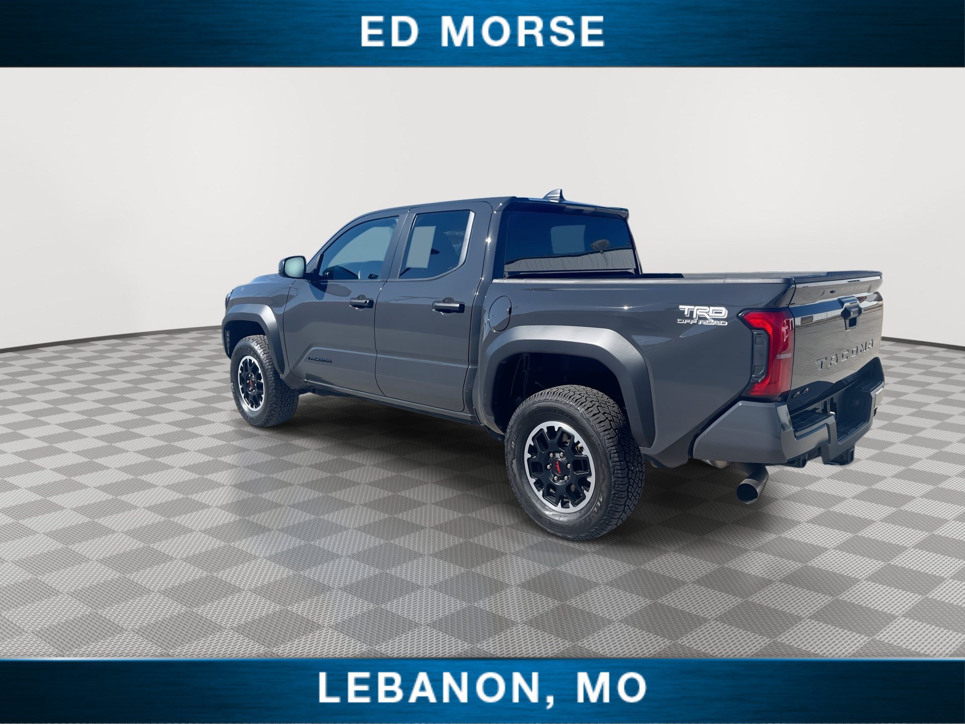 Used 2025 Toyota Tacoma TRD Off-Road AWD/4WD image 6