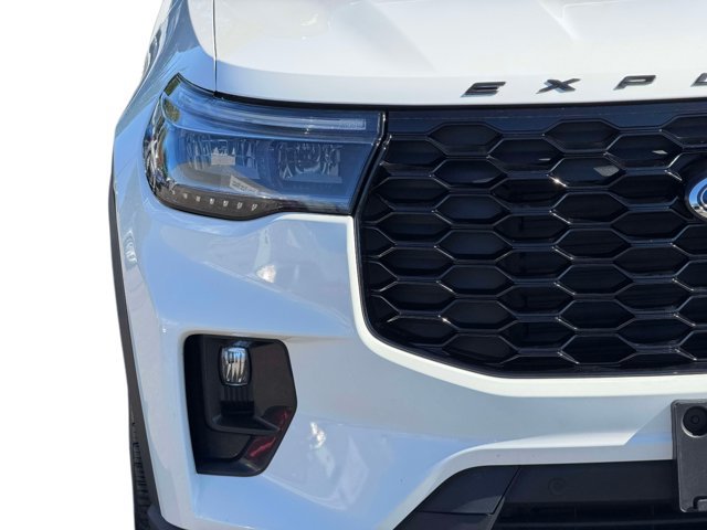 Certified 2025 Ford Explorer ST AWD/4WD image 10